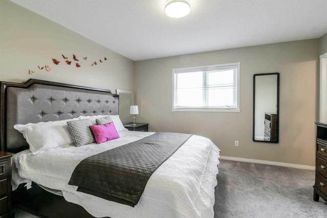 5880 Sidmouth St, House detached with 3 bedrooms, 4 bathrooms and 4 parking in Mississauga ON | Image 12