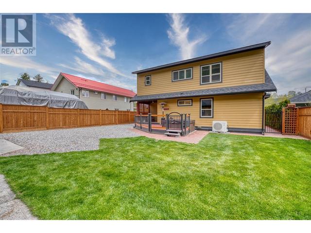 7390 Fintry Delta Road, House detached with 3 bedrooms, 3 bathrooms and 8 parking in Central Okanagan West BC | Image 28