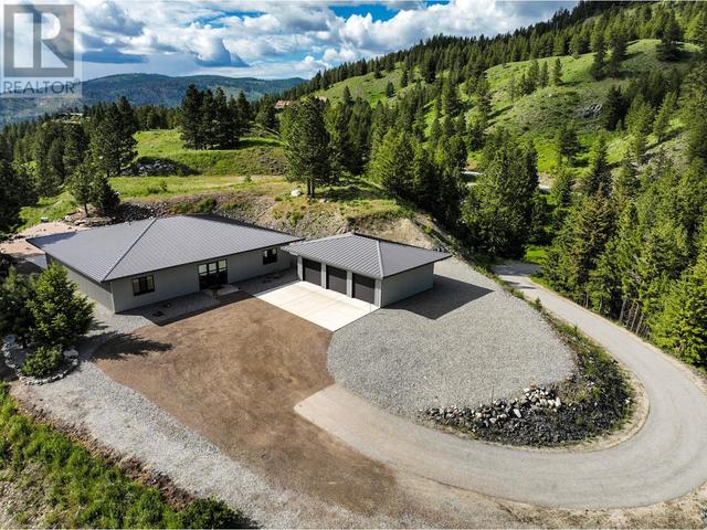 430 Sasquatch Trail, House detached with 3 bedrooms, 2 bathrooms and 6 parking in Okanagan Similkameen A BC | Image 1
