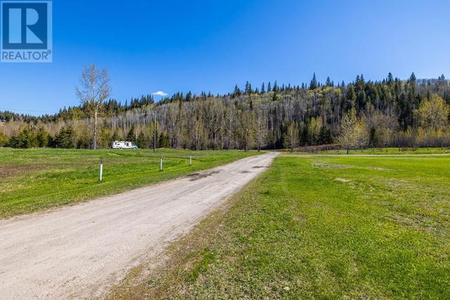 11335 Lake Creek Road, House detached with 2 bedrooms, 1 bathrooms and null parking in Fraser Fort George E BC | Image 31
