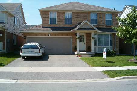 22 Clayborne Ave, House detached with 4 bedrooms, 3 bathrooms and 2 parking in Brampton ON | Image 1