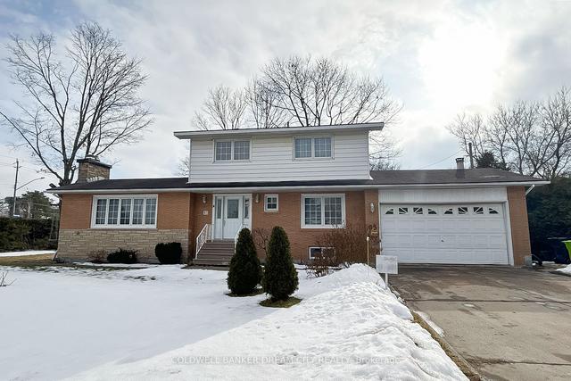 83 Capp Ave S, House detached with 4 bedrooms, 2 bathrooms and 2 parking in Sault Ste. Marie ON | Image 1