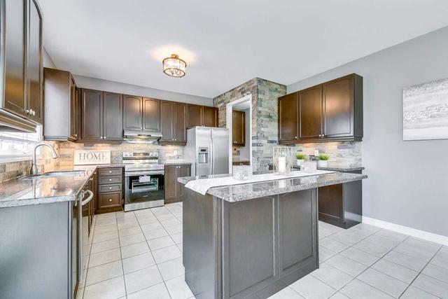 250 Admiral Dr, House detached with 4 bedrooms, 5 bathrooms and 4 parking in Oakville ON | Image 10