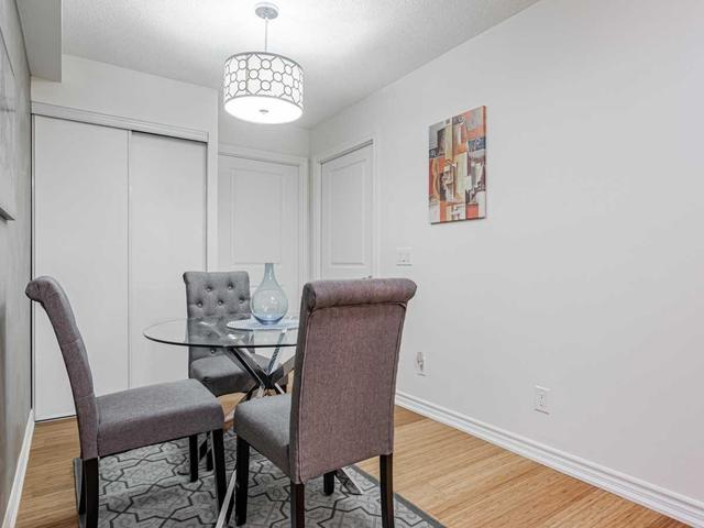 213 - 7730 Kipling Ave, Condo with 2 bedrooms, 2 bathrooms and 1 parking in Vaughan ON | Image 5