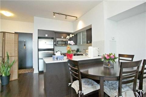 3006 - 33 Charles St E, Condo with 2 bedrooms, 2 bathrooms and 1 parking in Toronto ON | Image 5