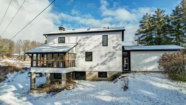 900b New Carlow Rd, House detached with 3 bedrooms, 3 bathrooms and 6 parking in Hastings Highlands ON | Image 25