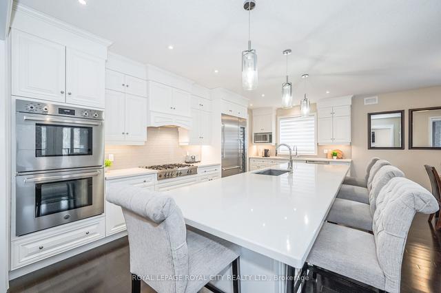 84 Mccann St, House detached with 5 bedrooms, 6 bathrooms and 4 parking in Guelph ON | Image 9