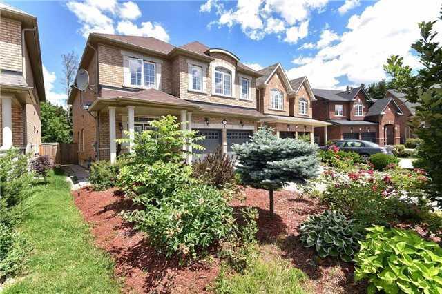 87 Maverick Cres, House detached with 5 bedrooms, 5 bathrooms and 4 parking in Vaughan ON | Image 2