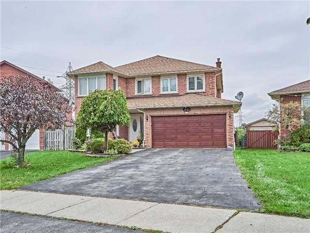 12 Winter Crt, House detached with 4 bedrooms, 4 bathrooms and 4 parking in Whitby ON | Image 1