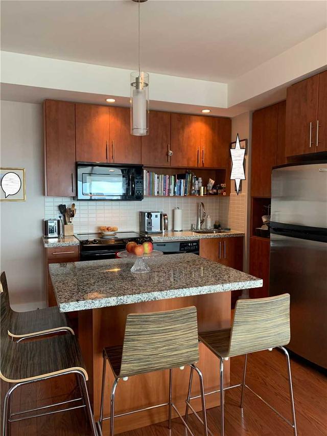 1507 - 120 Homewood Ave, Condo with 2 bedrooms, 2 bathrooms and 1 parking in Toronto ON | Image 7