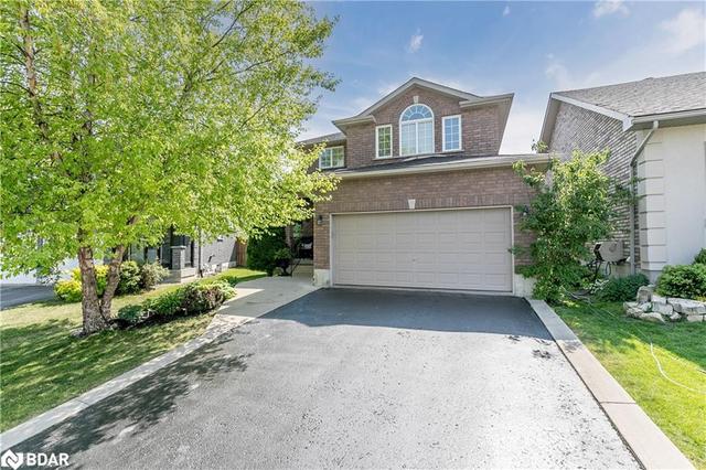 144 Crompton Drive, House detached with 3 bedrooms, 2 bathrooms and null parking in Barrie ON | Image 1