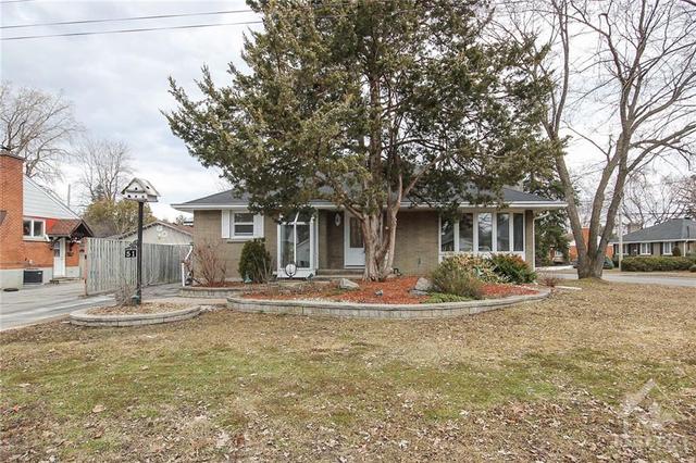 51 Dunham Street, House detached with 3 bedrooms, 3 bathrooms and 6 parking in Ottawa ON | Image 30