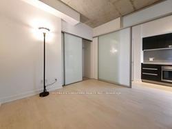 304 - 20 Gladstone Ave, Condo with 2 bedrooms, 2 bathrooms and 1 parking in Toronto ON | Image 7
