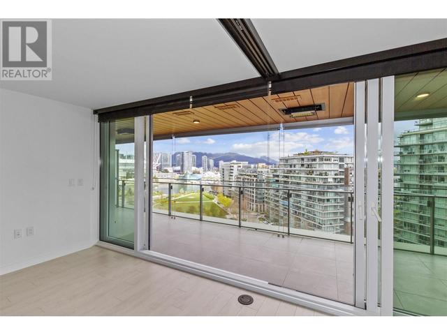 1308 - 1768 Cook Street, Condo with 2 bedrooms, 2 bathrooms and 1 parking in Vancouver BC | Image 3