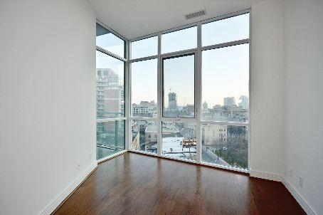 s820 - 112 George St, Condo with 2 bedrooms, 2 bathrooms and 1 parking in Toronto ON | Image 4