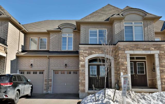 2411 Baronwood Dr, House attached with 3 bedrooms, 3 bathrooms and 2 parking in Oakville ON | Image 1