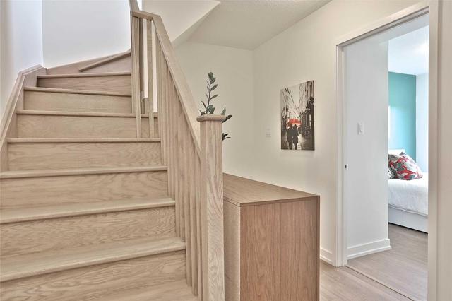 Th10 - 51 Florence St, Townhouse with 2 bedrooms, 2 bathrooms and 1 parking in Toronto ON | Image 10