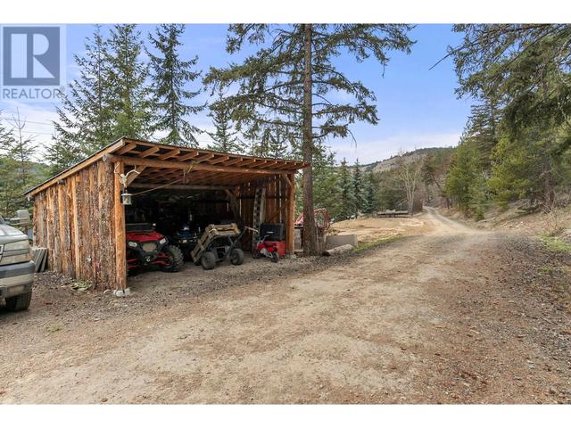 1809 Cardinal Creek Road, House detached with 3 bedrooms, 2 bathrooms and 1 parking in Central Okanagan BC | Image 35