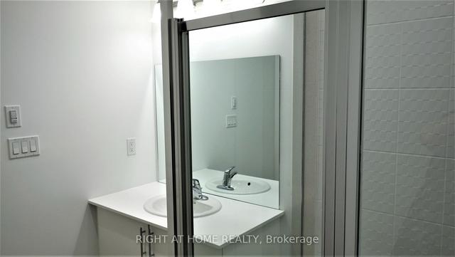 5 - 14 Marquette Ave, Townhouse with 2 bedrooms, 2 bathrooms and 1 parking in Toronto ON | Image 12