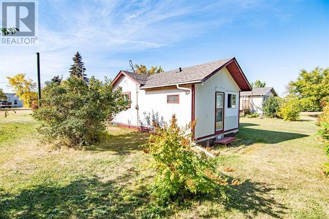 4828 51 Street, House detached with 1 bedrooms, 1 bathrooms and 1 parking in Lacombe County AB | Card Image