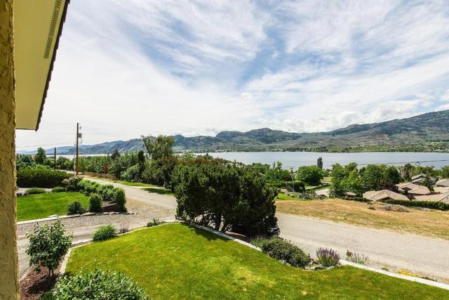 3603 37th Street, House detached with 2 bedrooms, 2 bathrooms and 4 parking in Okanagan Similkameen A BC | Image 41