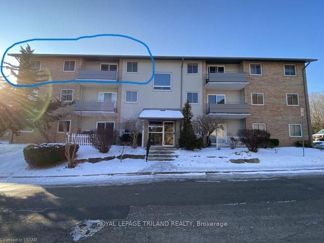 9 - 685 Wonderland Rd S, Townhouse with 2 bedrooms, 1 bathrooms and 2 parking in London ON | Image 1