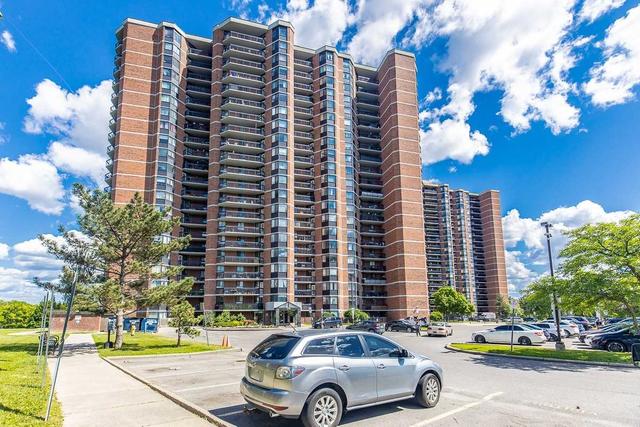 2004 - 236 Albion Rd, Condo with 3 bedrooms, 2 bathrooms and 1 parking in Toronto ON | Image 6