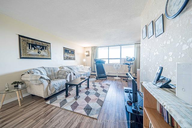 706 - 180 Markham Rd, Condo with 2 bedrooms, 2 bathrooms and 1 parking in Toronto ON | Image 4