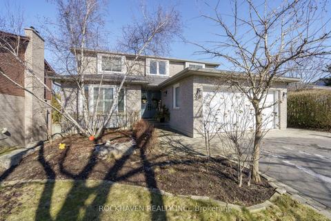 38 Larkspur Cres, Hamilton, ON, L9K1C6 | Card Image