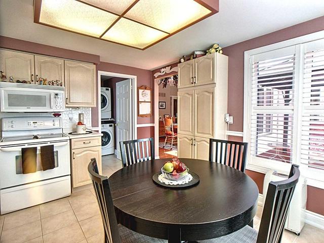 81 Wilmot Tr, House detached with 2 bedrooms, 2 bathrooms and 2 parking in Clarington ON | Image 8
