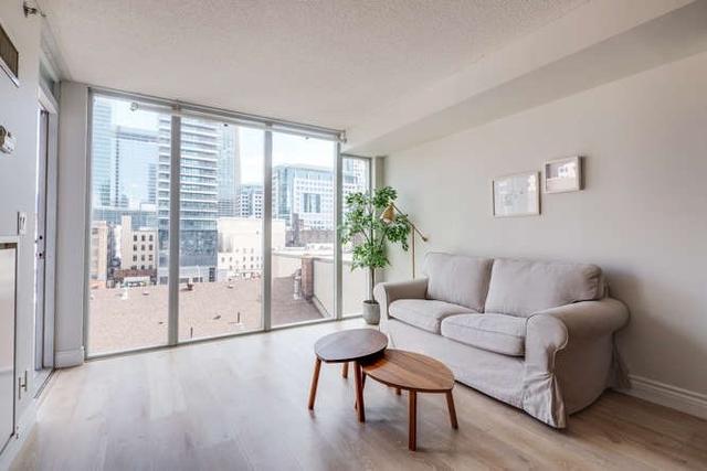 629 - 21 Nelson St, Condo with 2 bedrooms, 2 bathrooms and 0 parking in Toronto ON | Image 16