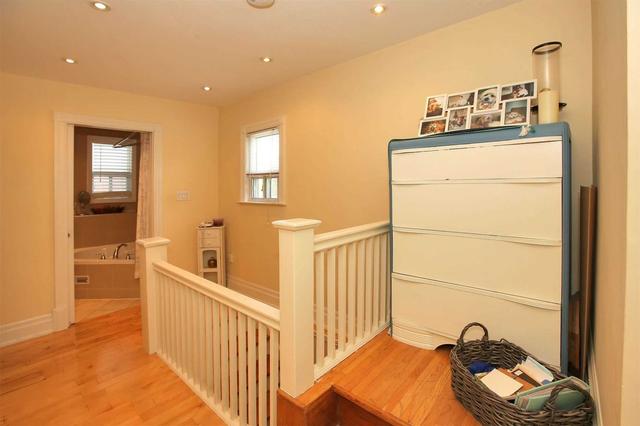 40 Joseph St, House detached with 4 bedrooms, 2 bathrooms and 2 parking in Toronto ON | Image 14