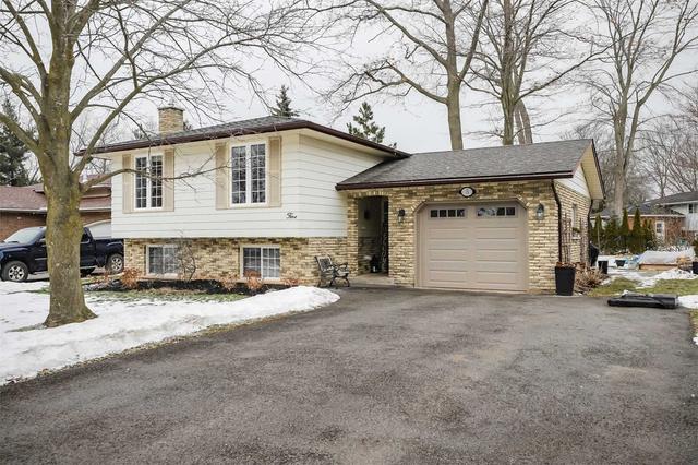 5 Spruceside Cres, House detached with 3 bedrooms, 2 bathrooms and 5 parking in Pelham ON | Image 12