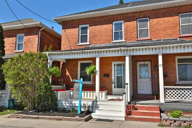 12 Liberty St S, House semidetached with 3 bedrooms, 1 bathrooms and 1 parking in Clarington ON | Image 1