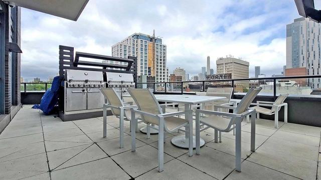 1023 - 297 College St, Condo with 2 bedrooms, 2 bathrooms and 0 parking in Toronto ON | Image 25