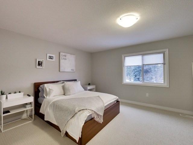 1 - 377 Glancaster Rd, Townhouse with 3 bedrooms, 2 bathrooms and 1 parking in Hamilton ON | Image 8