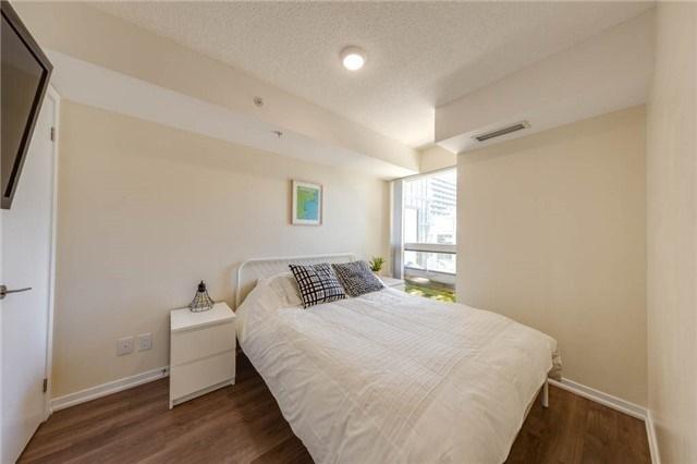 1003 - 68 Abell St, Condo with 1 bedrooms, 1 bathrooms and 1 parking in Toronto ON | Image 9