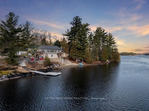849 Dry Pine Bay Rd, House detached with 1 bedrooms, 3 bathrooms and 10 parking in French River ON | Card Image
