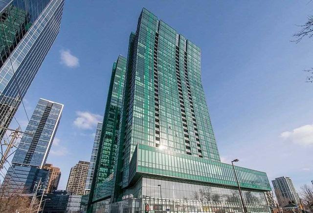 2107 - 11 Bogert Ave, Condo with 2 bedrooms, 2 bathrooms and 1 parking in Toronto ON | Image 3