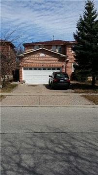 8 Viewmark Dr, House detached with 2 bedrooms, 2 bathrooms and 2 parking in Richmond Hill ON | Image 1