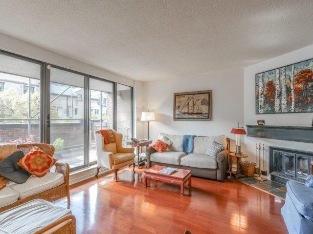 Th13 - 80 Adelaide St E, Condo with 1 bedrooms, 2 bathrooms and 1 parking in Toronto ON | Image 12