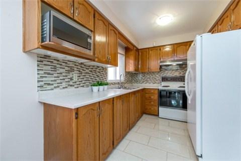 46 Portofino Crt, House detached with 3 bedrooms, 4 bathrooms and 4 parking in Vaughan ON | Image 7