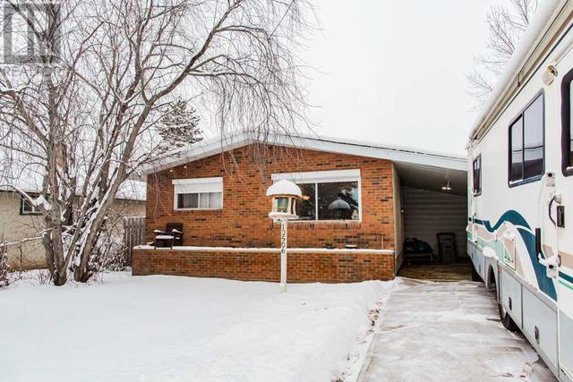10506 101 Avenue, House detached with 2 bedrooms, 2 bathrooms and 5 parking in Grande Prairie AB | Image 5