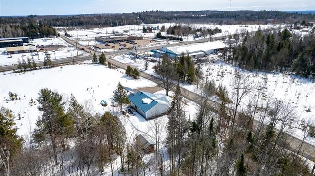 24 Crooked Rapids Road, House detached with 3 bedrooms, 2 bathrooms and 5 parking in North Algona Wilberforce ON | Image 29