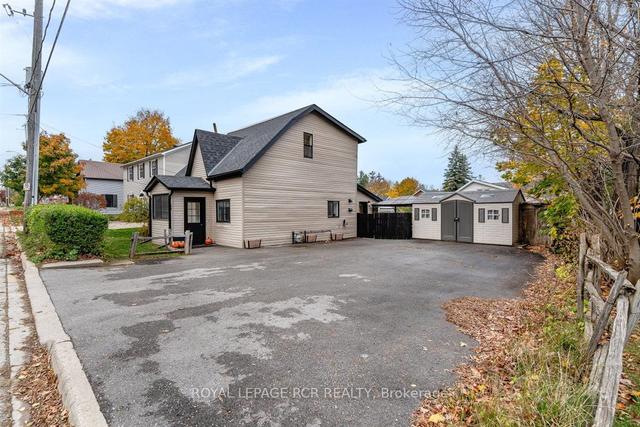 49 John St, House detached with 3 bedrooms, 2 bathrooms and 6 parking in Orangeville ON | Image 25