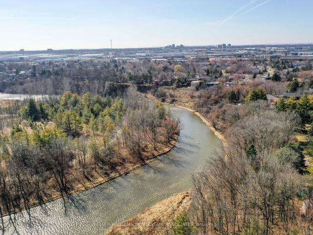 8 - 59 Kenninghall Blvd, Condo with 3 bedrooms, 2 bathrooms and 2 parking in Mississauga ON | Image 31