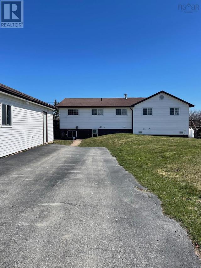 45 Shoreline Drive, House detached with 3 bedrooms, 2 bathrooms and null parking in Lunenburg MD NS | Image 3
