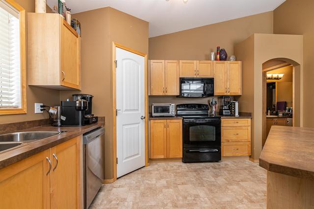 925 - 31 Jamieson Avenue, Home with 1 bedrooms, 1 bathrooms and 1 parking in Red Deer County AB | Image 5