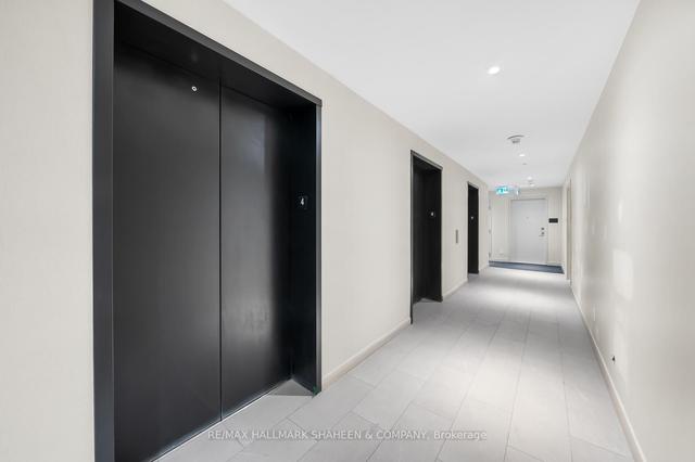 409 - 10 Deerlick Crt, Condo with 3 bedrooms, 2 bathrooms and 1 parking in Toronto ON | Image 23