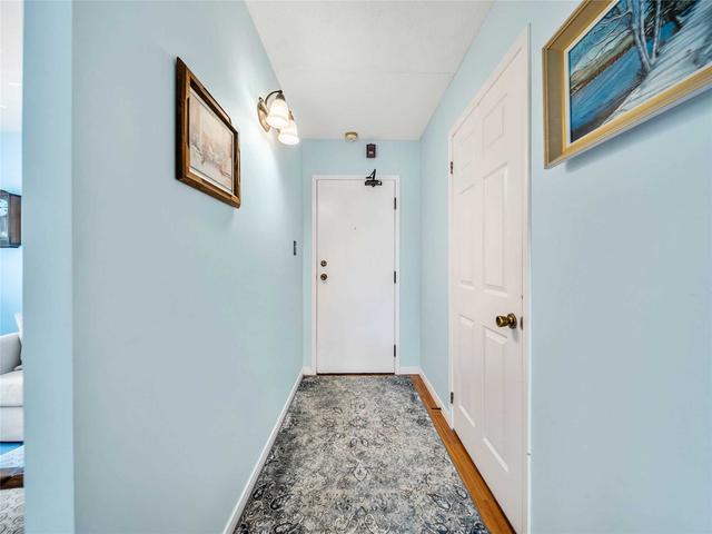 206 - 54 Fittons Rd W, Condo with 2 bedrooms, 2 bathrooms and 1 parking in Orillia ON | Image 3